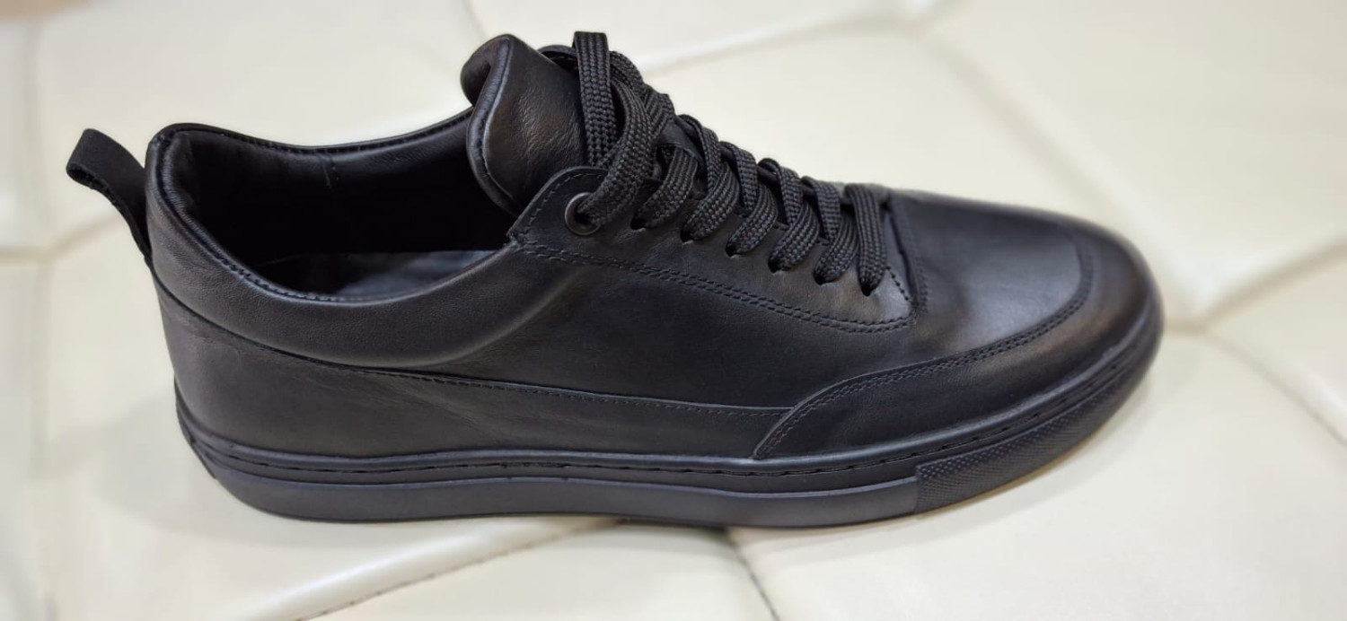 Sneakers For Men and Women