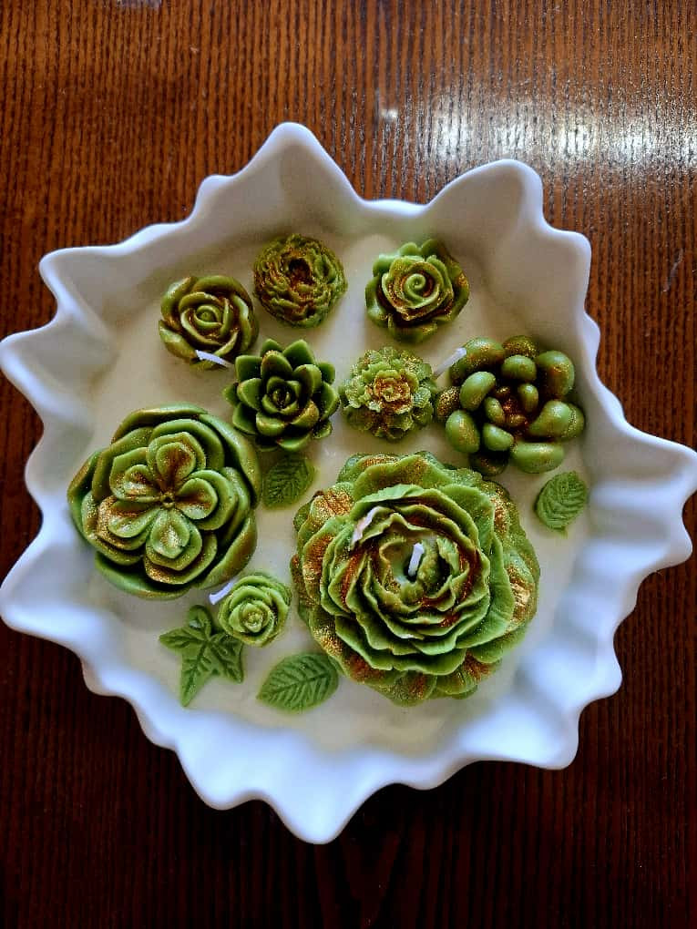 Olive & Gold Glow Candle