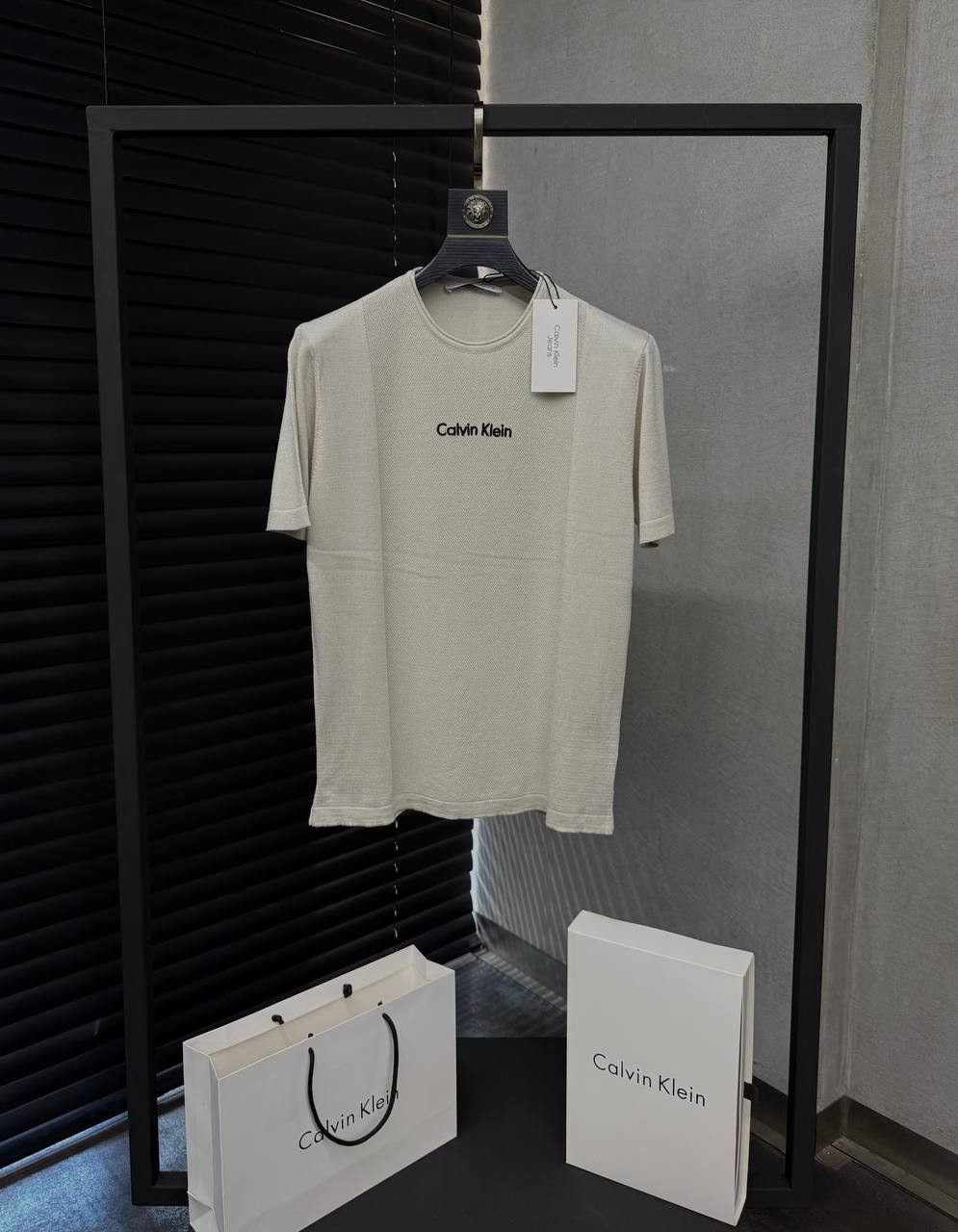 Calvin Klein T-shirt