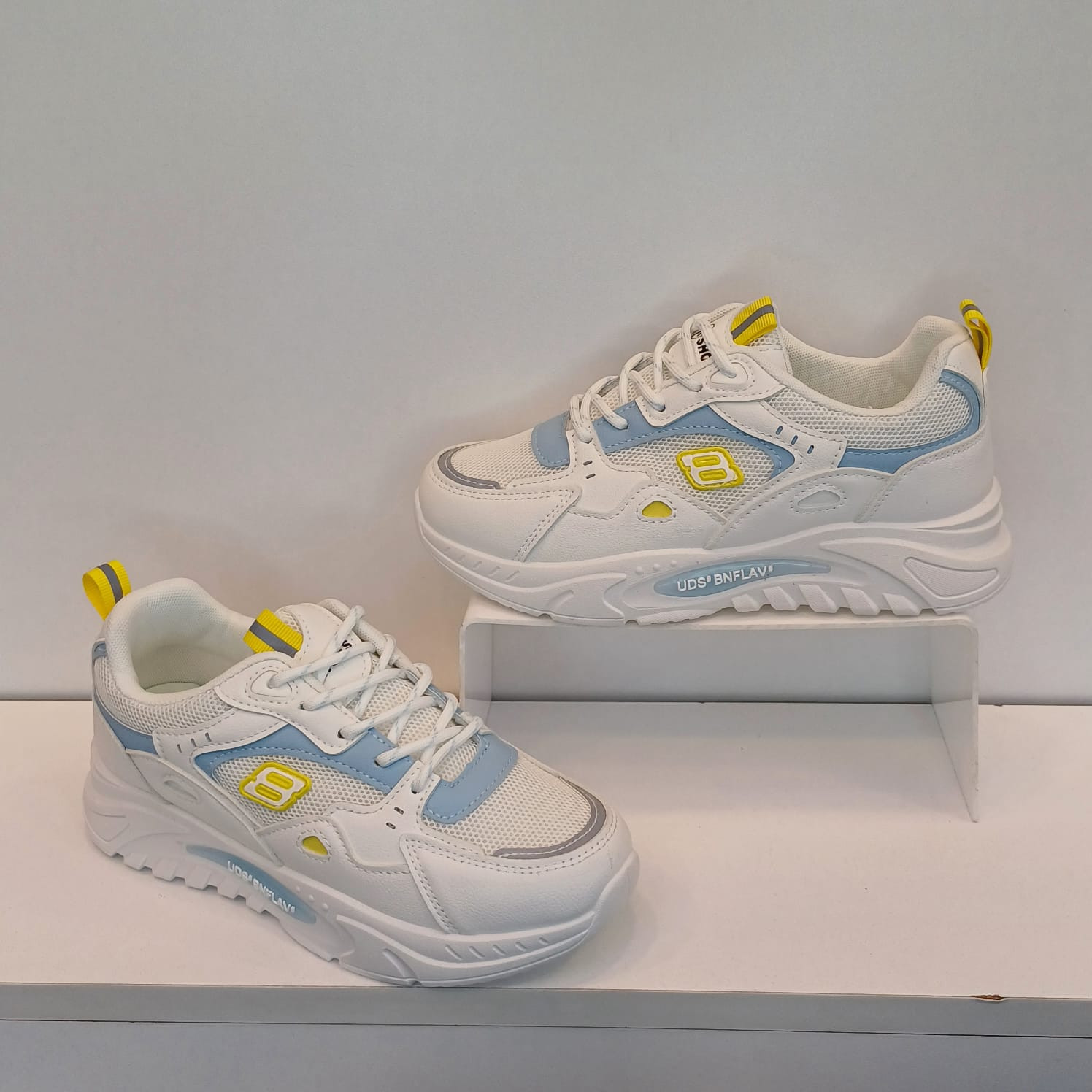 Sporty Skate Shoe For Women